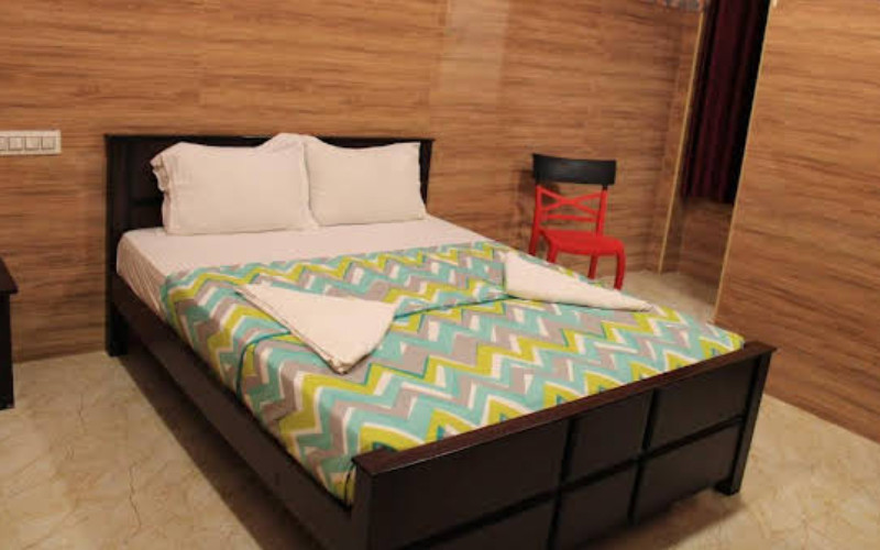 Hotel Adhi Residency - Kanchipuram