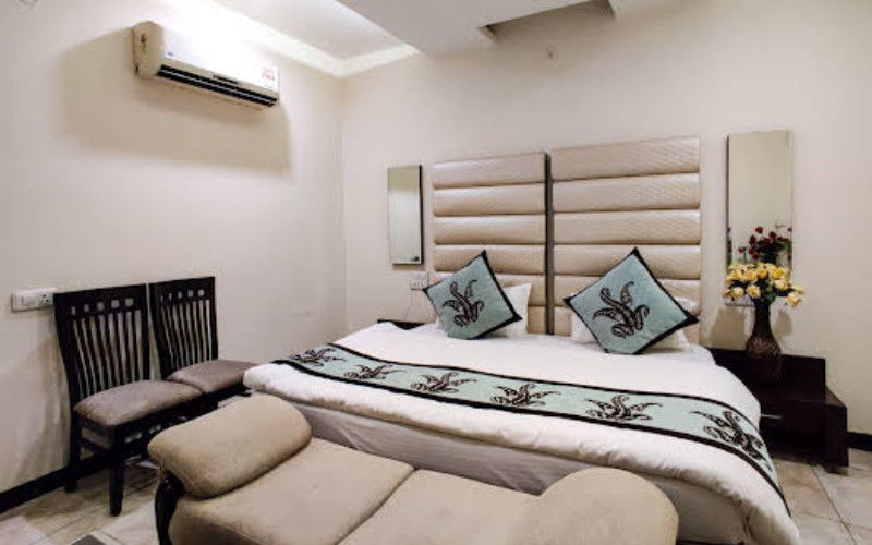 Ramneek Hotel - Punjab