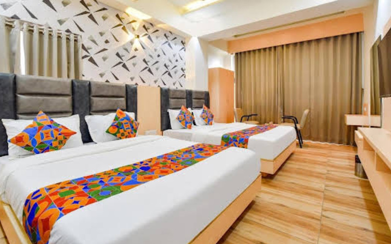 FabHotel Symphony Grand - Gujarat