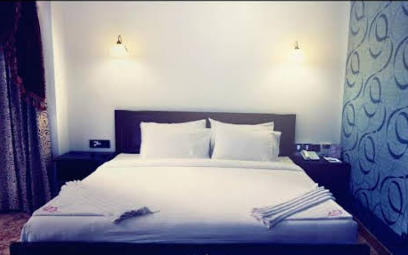 Lakshmi Hotel - Thanjavur