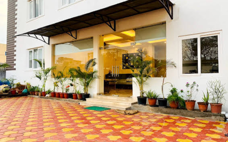 Golden Parrk - Viluppuram