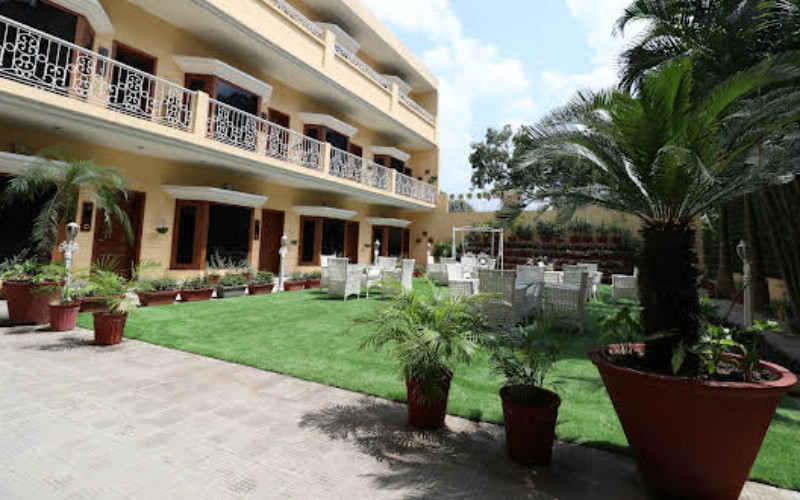 Hotel Mohan Continental - Punjab