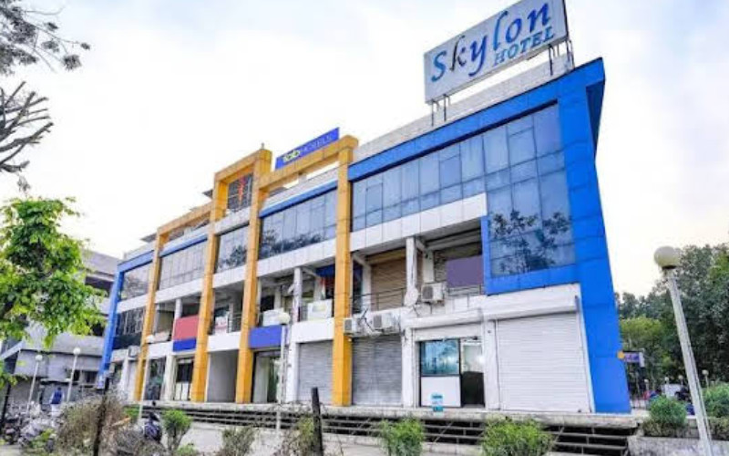 Skylon Hotel, Gandhinagar - Gujarat