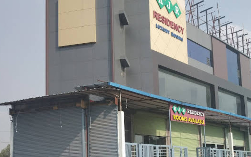 KJR Residency&Rooms