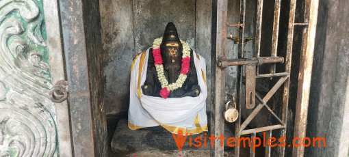 Arulmigu Bhakthajaneswarar Temple, Thirunavalur, Tamil Nadu