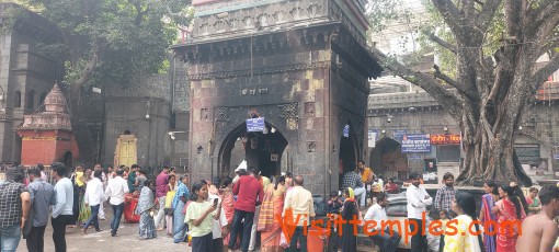 Shri Tulja Bhavani Temple, Mahadwar Road,  Jijamata Nagar, Tuljapur, Maharashtra