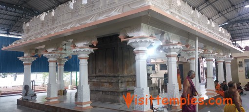 Sri Lakshmi Venkateshwara Swamy Temple, Old Town, Mantralayam, Andhra Pradesh