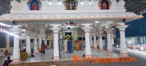 Sri Lakshmi Venkateshwara Swamy Temple, Old Town, Mantralayam, Andhra Pradesh