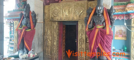 Arulmigu Srinivasa  Perumal Temple, Krishnapuram, Ambur, Tamil Nadu