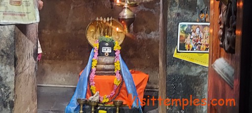 Sri Sivaloganathar Temple, Gramam or Thirumundeecharam, Viluppuram District, Tamil Nadu