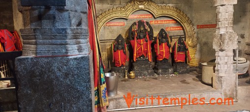 Arulmigu Sivayoginathar Temple, or Rishaba Rasi Temple, Thiruvisanallur, Near Kumbakonam, Tamil Nadu