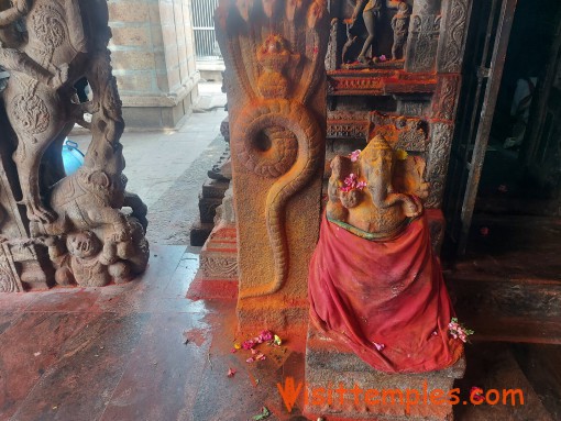 Arthanareeswarar Temple,  Tiruchengode,  Tamil Nadu