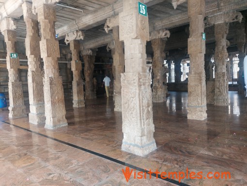 Arthanareeswarar Temple,  Tiruchengode,  Tamil Nadu