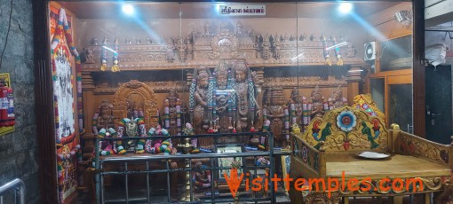 Kalyana Venkataramana Swamy or Thanthondri Perumal Temple, Thanthoni, Karur, Tamil Nadu