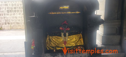 Sri Pudhu Vangalamman Temple, Vangal, Karur District, Tamil Nadu