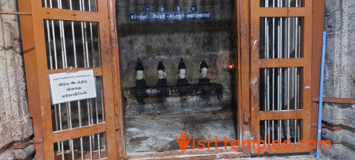 Sri Meenakshi Sundareswarar Temple or Nagara Sivan Kovil, Devakottai, Tamil Nadu