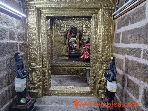 Sri Meenakshi Chokkanathar Temple, Aruppukkottai, Tamil Nadu