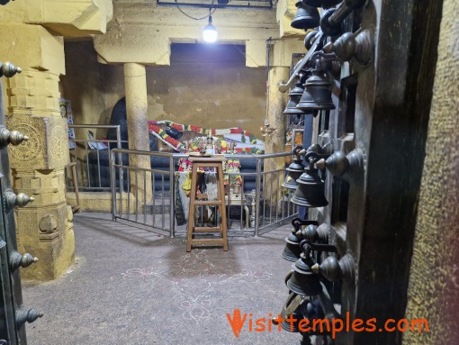 Sri Kalamega Perumal Temple, Thirumohur, Madurai District, Tamil Nadu