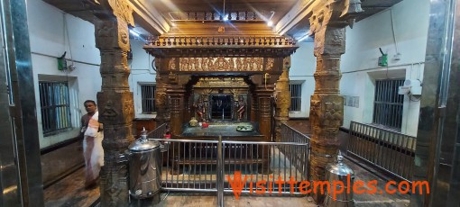 Sri Veeraraghava Perumal Temple, Vandiyur, Madurai, Tamil Nadu