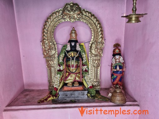 Sri Vijayaraghava Vaikunda Perumal Temple, Vellakulam, Near Minjur, Tamil Nadu