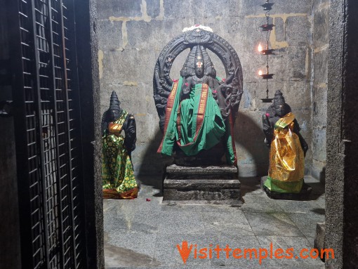 Sri Arthanareeswarar Temple, Rishivandiyam, Near Kallakurichi, Tamil Nadu