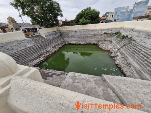 Sri Arthanareeswarar Temple, Rishivandiyam, Near Kallakurichi, Tamil Nadu