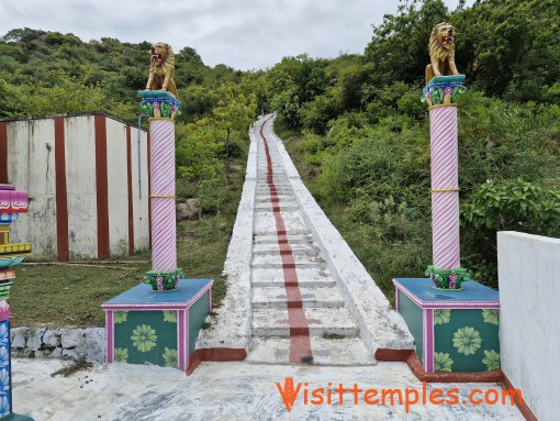 Sri Lakshmi Narasimhar Temple, Semmagiri, Near Maduranthakam, Tamil Nadu