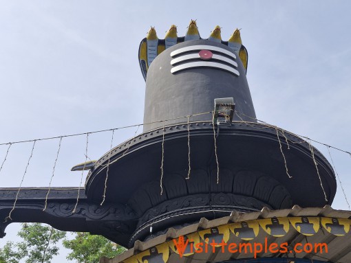 Sri Bommi Ammal Samedha Guru Mutheeswarar Temple, Tiruvallur, Tamil Nadu
