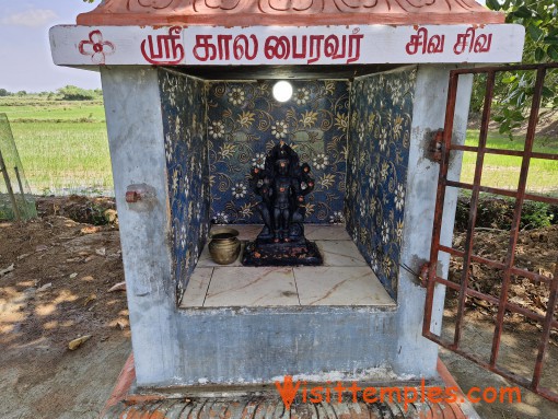 Sri Ullangai Konarndha Nayanar Temple, Maduramangalam, Near Sunguvarchatram, Tamil Nadu