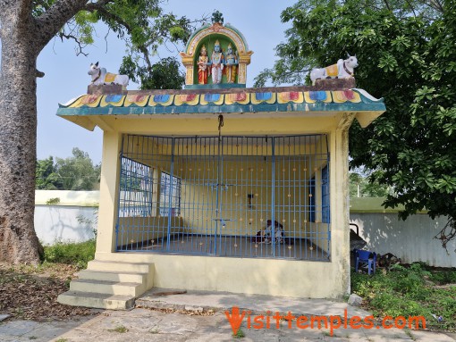 Sri Nootretteeswarar Temple, Chinnakavanam, Ponneri, Tamil Nadu