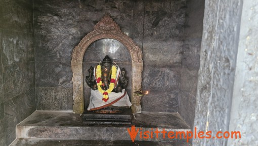 Sri Veera Jambukeswarar Temple, R.Kunnathur, Near Polur, Tamil Nadu