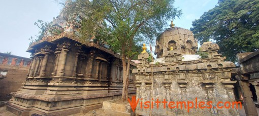 Sri Bhoomi Neela Samedha Aadhimoola Gajendra Varadha Perumal Temple, Athalanallur, Thirunelveli, Tamil Nadu