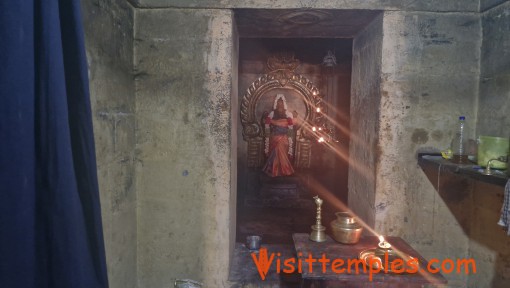Sri Uma Maheswarar or Sri Swayambhu Natarajar Temple, Konerirajapuram, Near Kumbakonam, Tamil Nadu