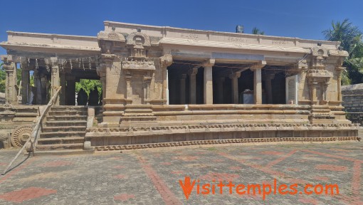 Sri Somanatha Swamy Temple, Keezha Pazhayarai, Near Kumbakonam, Tamil Nadu