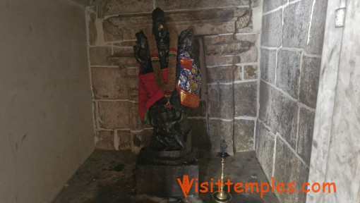 Sri Somanatha Swamy Temple, Keezha Pazhayarai, Near Kumbakonam, Tamil Nadu