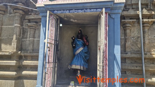 Sri Somanatha Swamy Temple, Keezha Pazhayarai, Near Kumbakonam, Tamil Nadu