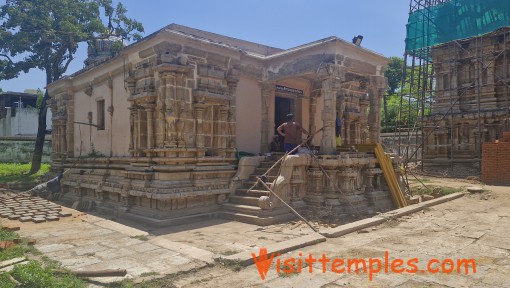 Sri Somanatha Swamy Temple, Keezha Pazhayarai, Near Kumbakonam, Tamil Nadu