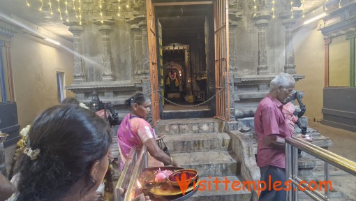 Sri Abathsagayeeswarar Temple or Guru Sthalam, Alangudi, Thiruvarur District, Tamil Nadu
