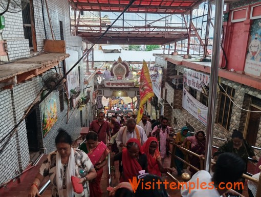 Shri Hanuman Garhi Temple, Ayodhya, Uttar Pradesh