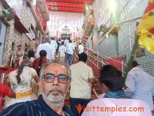 Shri Hanuman Garhi Temple, Ayodhya, Uttar Pradesh