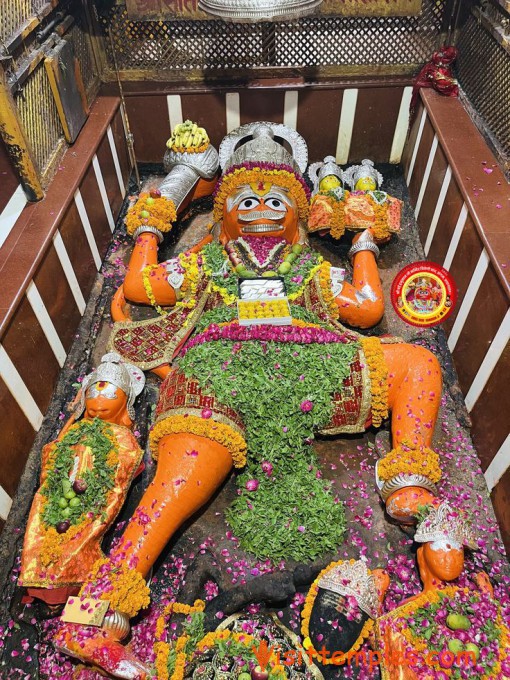 Shri Bade Hanuman Ji Temple, Prayagraj, Uttar Pradesh
