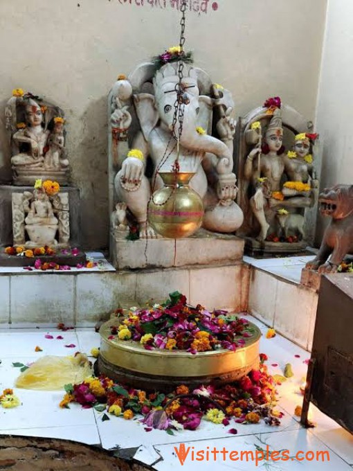 Shree Bada Ganesh Temple, Ujjain, Madhya Pradesh