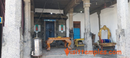 Sri Vaikunda Perumal and Sri Embar Temple, Maduramangalam, Near Sunguvarchatram, Tamil Nadu