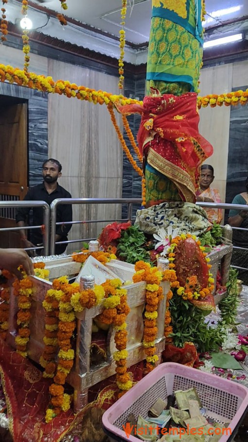 Shri Alop Shankari Devi Shakti Peeth Temple, Prayagraj, Uttar Pradesh