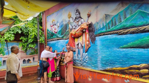 Shri Alop Shankari Devi Shakti Peeth Temple, Prayagraj, Uttar Pradesh