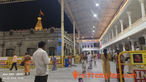 Sri Raghavendra Swamy Temple, Mantralayam,  Kurnool District, Andhra Pradesh