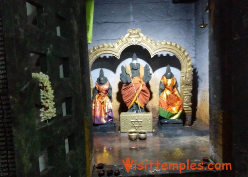 Sri Thiruvareeswarar or Sri Thiruvateeswarar Temple, Sadras, Near Kalpakkam, Tamil Nadu