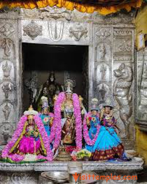 Sri Vilakkoli Perumal Temple, Thooppul, Kanchipuram Town, Tamil Nadu