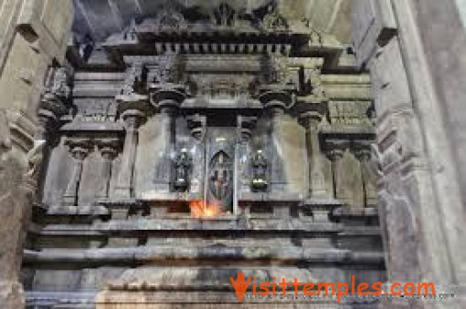 Arulmigu Padaleeswarar Temple, Thirupathiripuliyur, Cuddalore District, Tamil Nadu