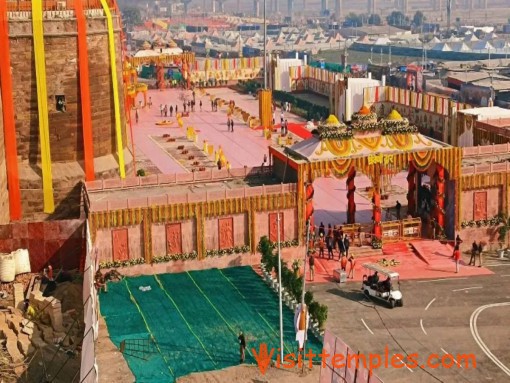 Shri Bade Hanuman Ji Temple, Prayagraj, Uttar Pradesh